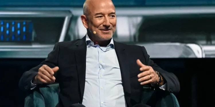 Amazon rzuca wyzwanie SpaceX. Zakup satelitarnej spółki za 11 mld dolarów