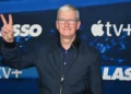 Duże zmiany w Apple. Tim Cook rezygnuje ze stanowiska dyrektora