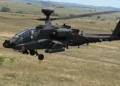 Polska kupiła Apache, ale jest problem. Nie ma na czym szkolić pilotów