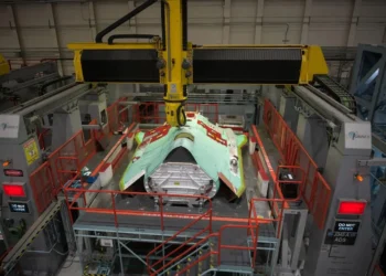 F-35 zbudują teraz roboty. „Tną czas pracy z godzin do minut”