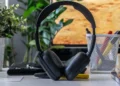 Suszarka na twarz, a rozmówca słyszy sam głos. HP Poly Focus 6 wszędzie tworzy biuro – test