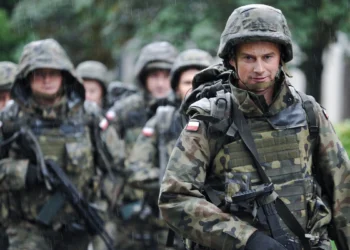 Wojsko wysyła Polakom karty mobilizacyjne. Co to oznacza i co trzeba zrobić?