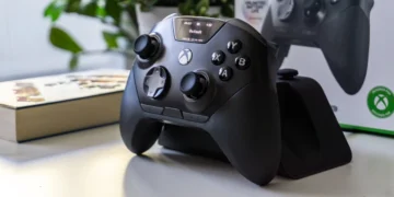 SteelSeries Aeon Pro to przełom – recenzja. W końcu pad z szybką zmianą PC/Xbox