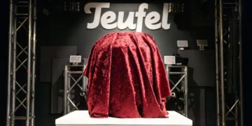 Bestia, nie głośnik. Teufel Ikonio jest jak dzieło sztuki i ma coś unikalnego – test