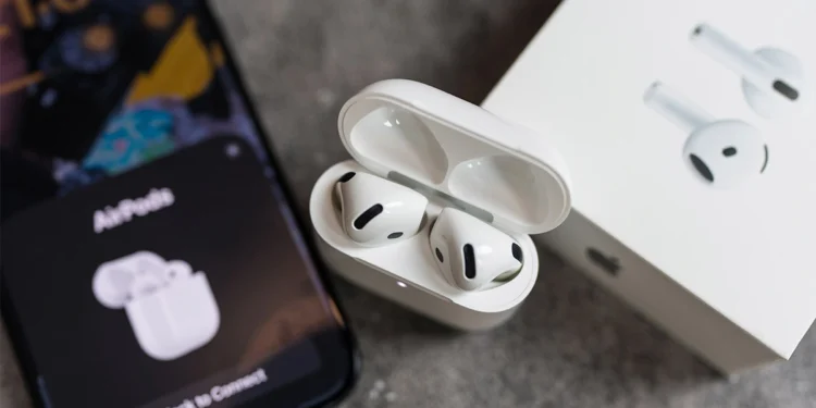 AirPods 5 w dwóch wersjach. Zobaczysz je jeszcze we wrześniu