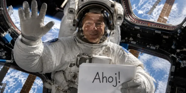 Nie mają dostępu do morza, a podbiją kosmos. Ahoj z orbity