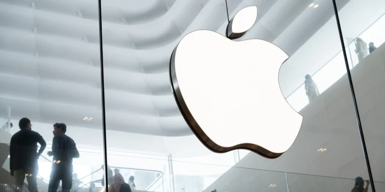 Apple nie miał czego sprzedawać. A i tak pobił wszystkie rekordy