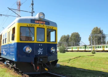 Ma 63 lata i zaraz wróci na tory. Kultowy pociąg jest nie do zdarcia