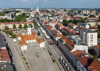 Polskie miasto śni o lotnisku. Miliony za trzy połączenia dziennie