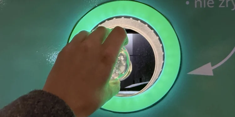 Kaucyjni wymiatacze dają cenną lekcję. Pieniądze rzeczywiście leżą na ulicy