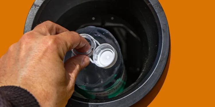 Polacy nie mogą odzyskać kasy z kaucji. Co za absurd