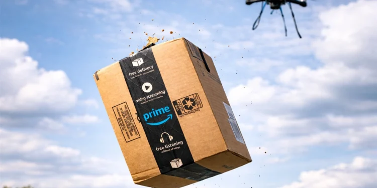 Trzy metry do ziemi i zero litości. Tak wygląda dostawa dronem