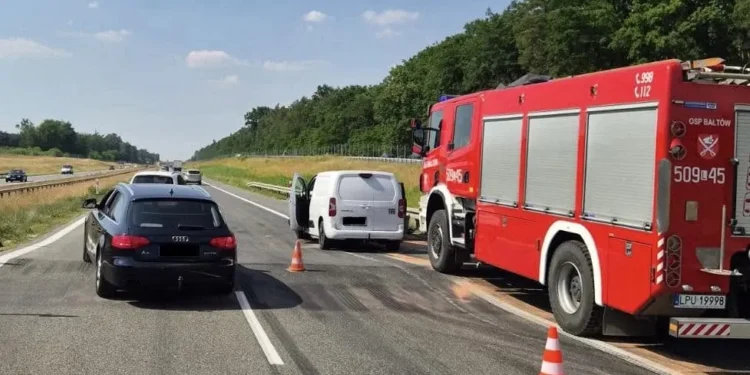 Kluczowa polska droga ekspresowa zamknięta. Rozpuściła się od gorąca