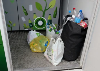 Ten automat nie odda ci kaucji. Wypierze ci sumienie