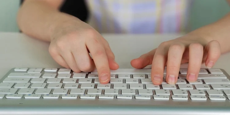 Rząd odetnie młodych od mediów społecznościowych. Jest sztywna granica