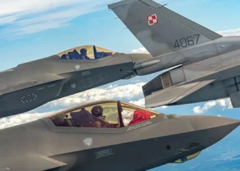 Nasze F-35 witają się z Polakami. Patrz w niebo, oto plan przelotu