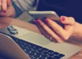 Abonament czy prepaid – kiedy warto przejść na umowę z operatorem?
