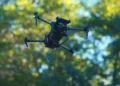Dron na kablu. Może latać godzinami