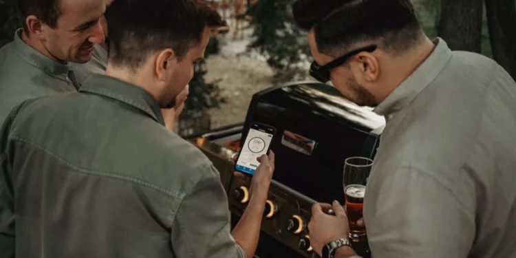 Smart BBQ – jak inteligentny grill staje się częścią Twojego nowoczesnego domu?