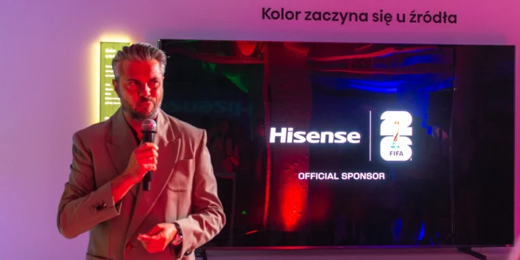 Supertelewizory wjeżdżają do polskich mieszkań. Nie zapłacisz fortuny