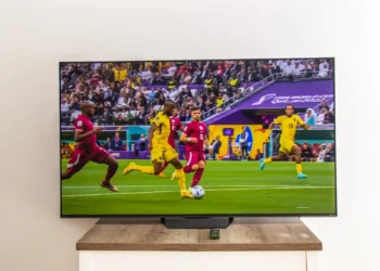 Oficjalny telewizor Mundialu sprawdzony w boju. Recenzja Hisense U7S Pro
