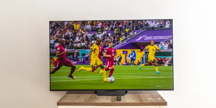 Oficjalny telewizor Mundialu sprawdzony w boju. Recenzja Hisense U7S Pro