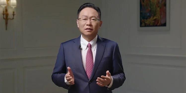 Huawei pokazał we Florencji mniej efektowną stronę AI. I właśnie dlatego warto się jej przyjrzeć