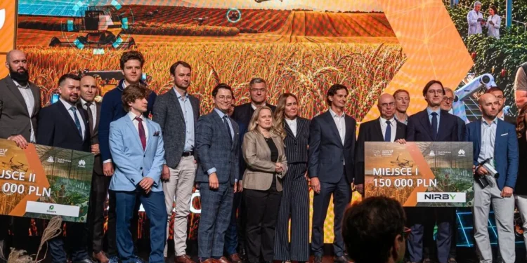 Polscy innowatorzy z nagrodami. Huawei Startup Challenge V #TechForAgrinnovation