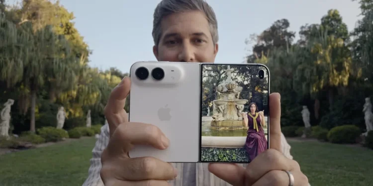 iPhone Duo zmieni sposób korzystania z telefonu. Nieważne, że ktoś inny był pierwszy