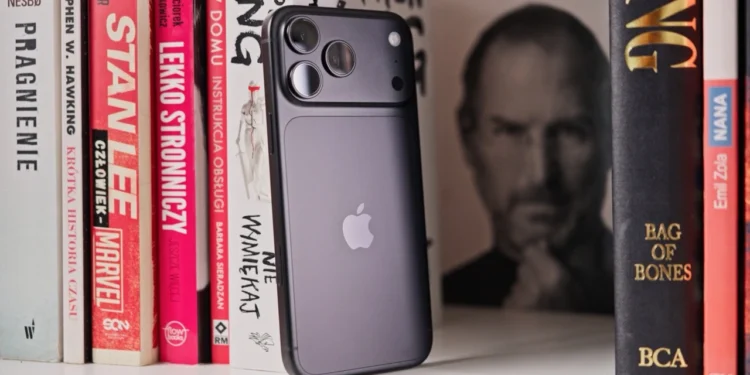 Nie kupuj iPhone'a 18 Pro. Jego następca zmiażdży wszystko