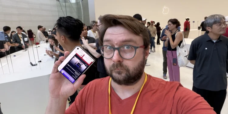 Korzystałem z iPhone'a Duo i już wiem. Apple zrobił to lepiej