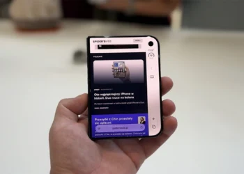 W końcu sprawdziłem iPhone'a Duo. Apple zapomniał o mnie i 4 mln Polaków