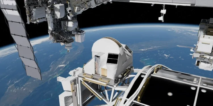 Wysłali w kosmos łowcę eksplozji. Wojsko też na tym skorzysta