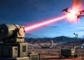 W grudniu ruszy ostre strzelanie do dronów. Z laserów