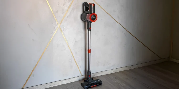 Testowałem najlepszy odkurzacz poniżej 500 zł. Ta marka narobi szumu