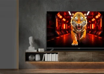 Kiano wchodzi w świat Tizena. I robi to ramię w ramię z Samsungiem