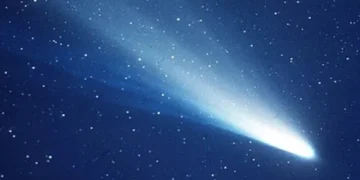 Na niebie pojawi się rój meteorów Eta Akwarydów. To resztki komety Halleya