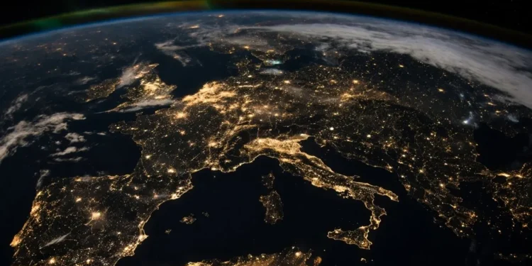 Koniec prawdziwej nocy. Dane z satelitów dosłownie przerażają