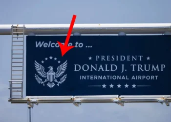 Logo lotniska Trumpa ma problem. Im dłużej patrzysz, tym jest gorzej