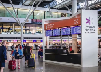 Przebudowują warszawskie lotnisko. Pasażerowie klną, ale wkrótce podziękują