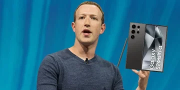 Zuckerberg wyciągnął telefon podczas wywiadu. Fani Apple' się zdziwią