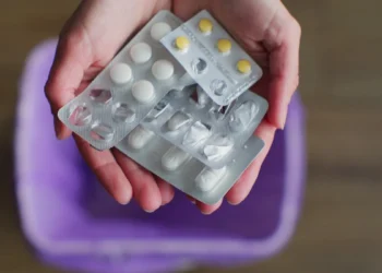 Reklamówka leków za 4 tys. zł ląduje w koszu. „Koniec z receptami na zapas”