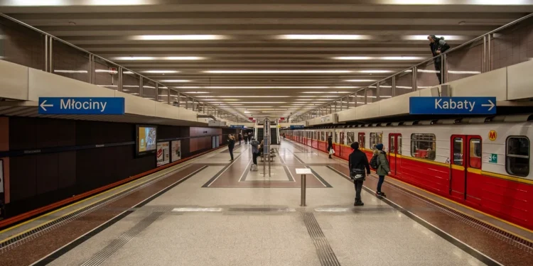 Warszawa pilnie potrzebuje schronów. „Metro to za mało”