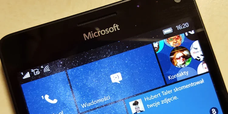 To miał być Surface Phone. Niewiele straciliśmy