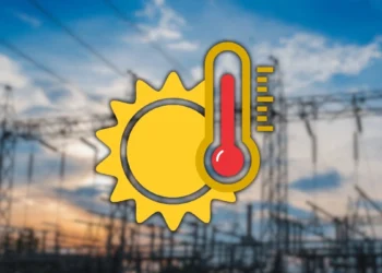 Upały dociskają sieć energetyczną. Minister mówi, czy wystarczy prądu