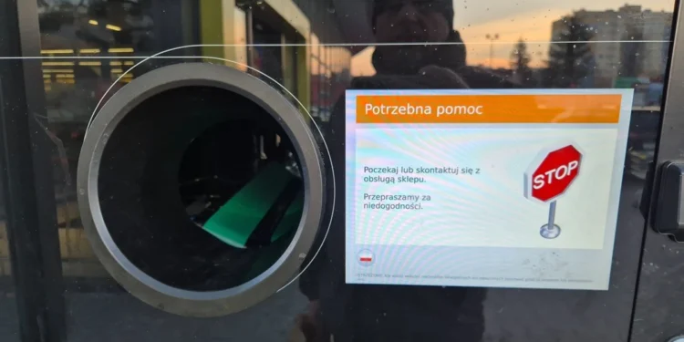 Rząd: krytykując system kaucyjny, rozsyłasz fejki. Zaraz, co?