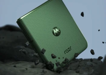 Motorola rozwiązała problem tanich telefonów. Takiej baterii się nie spodziewałem