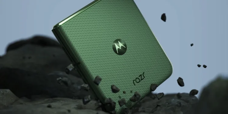 Motorola rozwiązała problem tanich telefonów. Takiej baterii się nie spodziewałem