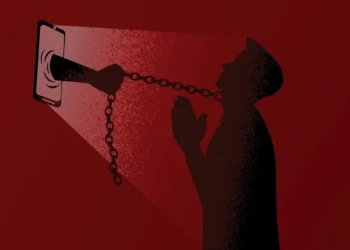 Smartfon jak więzienie. Co jest z nami nie tak, że daliśmy się w nim zamknąć