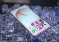 Łapcie za telefony. Do Polski wleciała aktualizacja do One UI 8.5